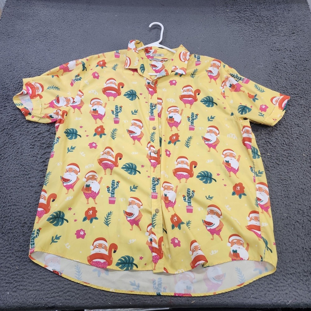 EASY CARE Shirt Mens 2XL Yellow Santa Graphic Short Sleeve Button Christmas